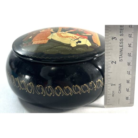 Vintage Antique Russian Hand Painted Enamel Round Trinket Box - Picture 5 of 6